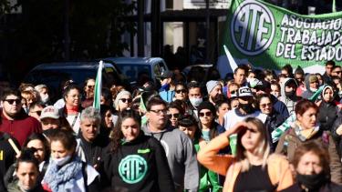La medida afectará sobre todos los dispositivos que dependen del área como son los centros de desarrollo infantil (CDI), los centros de abordaje familiar, refugios y otros. Foto: Matías Subat.