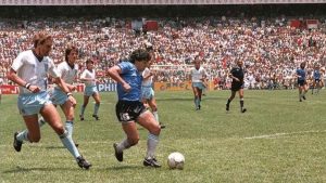 Subastarán la camiseta que Maradona usó contra los ingleses en México &#8217;86