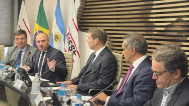Desde Brasil, Guzmán le respondió a Feletti.