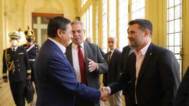 El secretario de Energía Darío Martínez participó del encuentro con el presidente de Bolivia, Luis Arce. Foto: Gentileza.
