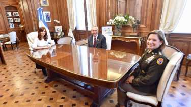 Cristina Kirchner se reunió ayer con Laura Richardson. 