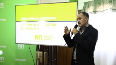 Circularon audios del viceministro de Educación de Río Negro, Adrián Carrizo. Foto: archivo