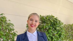 Joven denunció discriminación por su peso durante una entrevista laboral para una aerolínea