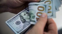 Imagen de El dólar volvió hoy a subir tras el aumento de  ayer y quedó al borde los 200 pesos