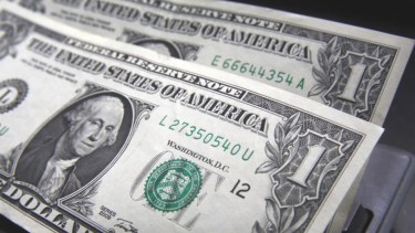 Tras un leve aumento el viernes pasado, el dólar informal vuelve a cotiza en baja. 