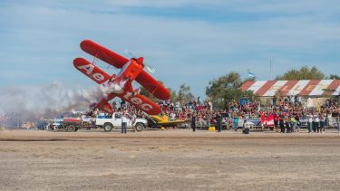El show de acrobacias aéreas es uno de los grandes atractivos del fin de semana en Allen.  