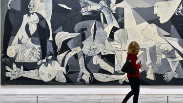 Cualquier reproducción del “Guernica” de Picasso nos devuelve a la atrocidad de la guerra civil española.
