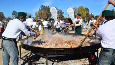 El 8 de mayo se hará la 12° edición de la Fiesta Provincial de la Paella en Huergo. (Foto Néstor Salas)