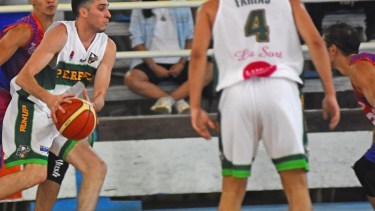 Pérfora volvió a ganar de visitante y se consolida en la pelea. Foto: archivo Andrés Maripe. 