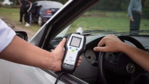 Conducía con 2,36 gs. de alcohol en sangre y protagonizó un accidente en la ruta chica, en Guerrico