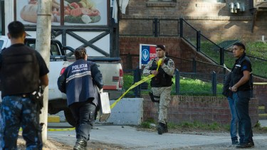 La víctima del homicidio en el supermercado de la zona oeste de Bariloche fue identificada como Brian Quinchagual, de 23 años. Foto: Marcelo Martinez