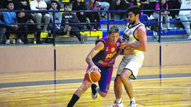 Roca sufrió una ajustada derrota y va por la revancha.