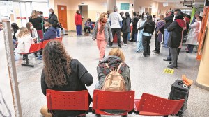 Río Negro abrirá una negociación puntual por los hospitalarios