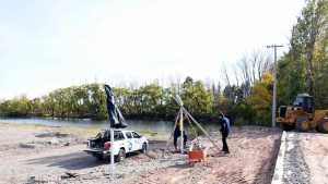 Contratada para un brazo del río Limay, antes lo había tapado