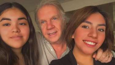 Bettina (a la izquierda) huyó de su casa, tras pelear con Ferriols y recibir amenazas.-