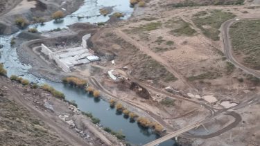 La microcentral hidroeléctrica del Norte Neuquino se comenzó a construir a mediados del 2020. Foto: archivo.