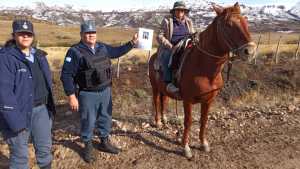 Se perdieron hace semanas en Neuquén, pero afirman que sus búsquedas siguen por agua, cielo y tierra