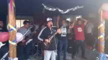 Imagen de Video: Reapareció el «Pity» Álvarez cantando sus temas más clásicos