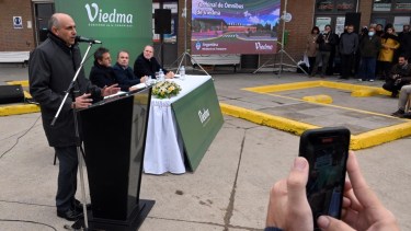 El ministro de Transporte de la Nación, Alexis Guerrera, participó de la inauguración de las obras de la terminal de Viedma junto a Sergio Massa. Foto: Marcelo Ochoa.