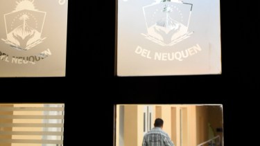 El decreto que sella el acta de compromisos fue publicado ayer en el Boletín Oficial de la provincia. Foto Florencia Salto.