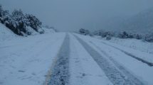 Imagen de Nieve en la cordillera: extrema precaución en la ruta 40 entre Bariloche y El Bolsón