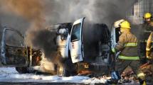 Imagen de Se incendió una camioneta en Neuquén mientras esperaban una conferencia de Gaido