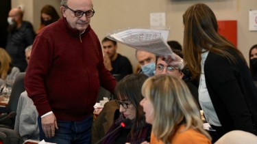 Los opositores se impusieron en la votación en comisión por un solo voto. 