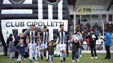 El Albinegro recibe a Independiente de Chivilcoy por la fecha 28 del Federal A de fútbol. (Foto: archivo Flor Salto) 