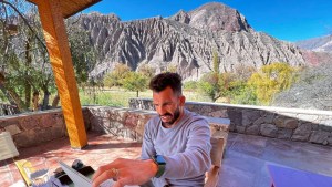 Tevez firmó un contrato por 12 meses con Rosario Central