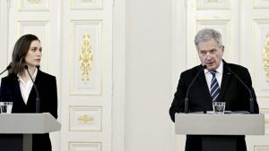 Finlandia desea una adhesión «sin demora» a la OTAN y Rusia se dice amenazado