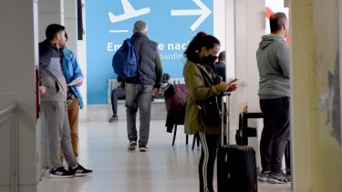 En abril, pasaron 66.000 pasajeros por el aeropuerto Presidente Perón. Foto: Matías Subat.