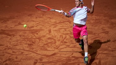 Diego Schwartzman fue superior a Benoit Paire y pasó a la siguiente fase en Madrid. 
