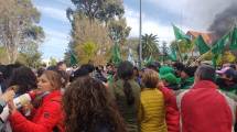 Imagen de El Gobierno volvió con una oferta del 30% para el semestre en Río Negro