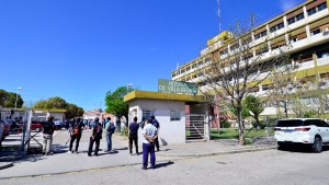 Anuncian aplicación de terceras dosis a mayores esta semana en el hospital de Regina