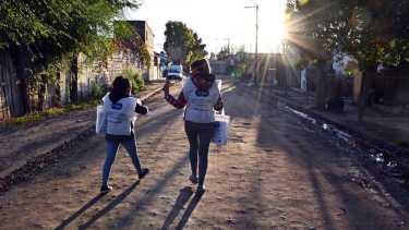 Los censistas salieron a las calles en todo el país el 18 de mayo. Con una demora de dos meses cobrarán por su tarea. Foto: Archivo/Marcelo Ochoa 