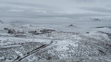 Belleza pura. Así se veía Andacollo el viernes pasado después de la nevada. Foto: Ricardo Kleine Samson. 