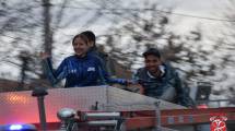 Imagen de Con una escolta de bomberos fue recibida la patinadora roquense que compitió en Paraguay
