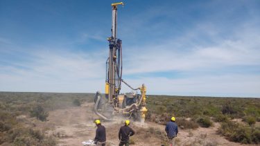 La compañía busca uranio y vanadio en el desarrollo del sur de Río Negro.