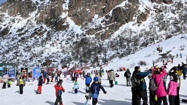 Tras dos años, vuelve el Esquí Escolar para estudiantes de Bariloche