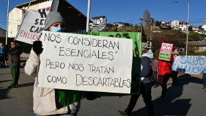Los trabajadores de la salud cortaron el ingreso a Bariloche