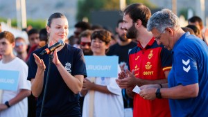 La neuquina Gisella Bonomi fue nombrada «leyenda» del Beach Handball en el mundial de Grecia
