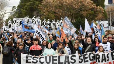 Hoy se repetirá la movilización a dos años de la explosión en la escuela de Aguada San Roque. Foto: Matías Subat