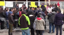 Imagen de Blindar escuelas: la triste respuesta de un Estado derrotado