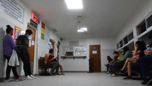 Un acto de desesperación por una urgencia pediátrica en Roca que terminó en Neuquén