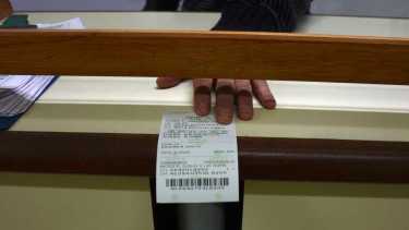 El sorteo del Loto Plus dejó un nuevo millonario. Foto Juan Thomes.