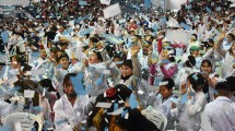 Imagen de Lealtad a la bandera: más de 700 estudiantes gritaron fuerte “Sí prometo” en Roca
