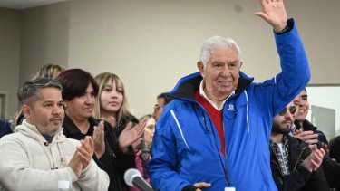 El líder de la lista Azul y Blanca del MPN, Guillermo Pereyra, volvió a exigirle al presidente del partido, Omar Gutiérrez, que presente su renuncia para que asuman las nuevas generaciones. Escuchá la entrevista en RÍO NEGRO RADIO. (Foto: Florencia Salto).