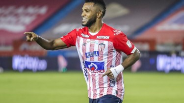 Miguel Borja podría ser refuerzo de River en las próximas horas. Hasta hoy es jugador de Junior de Barranquilla. 