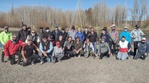Imagen de Vuelven las clases gratuitas de pesca con mosca en Neuquén: «Esto no es para una élite, es para todos»