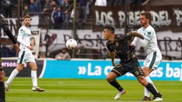 Platense y Sarmiento empataron sin goles en Vicente López. 